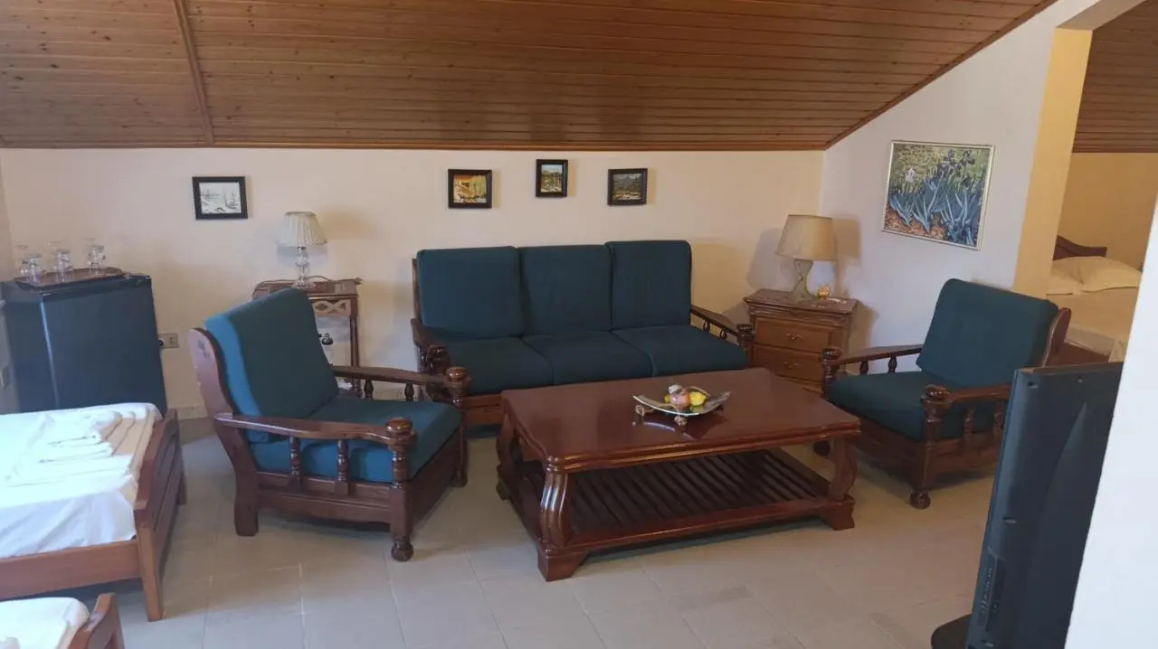 VILLA PEPETO Durres Albania