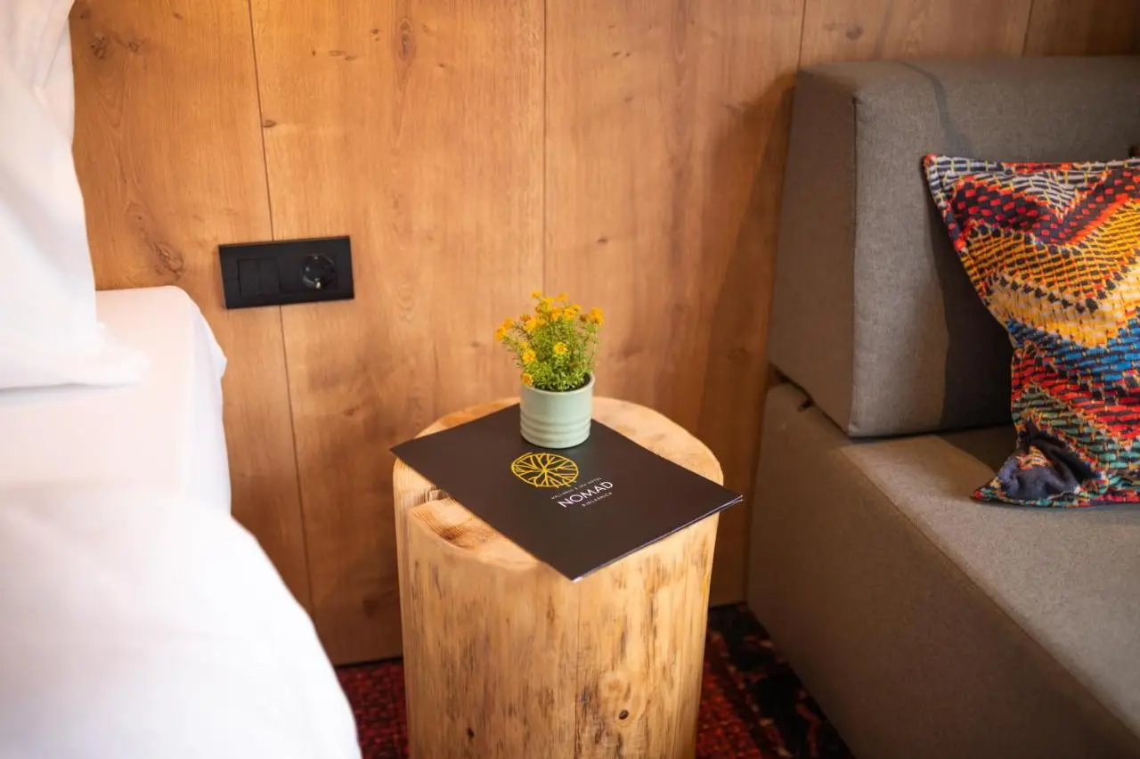 Hotel Nomad