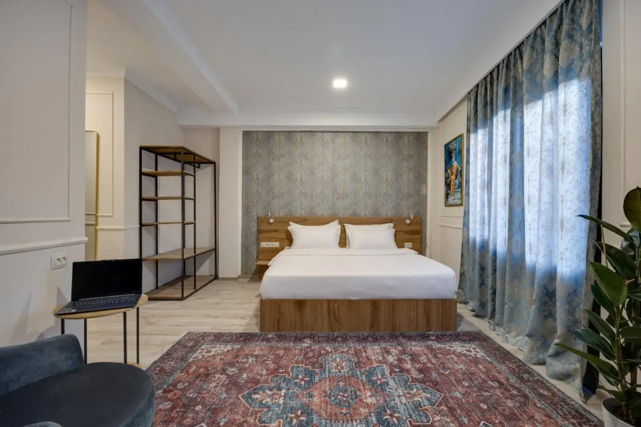 Regraph Hotel