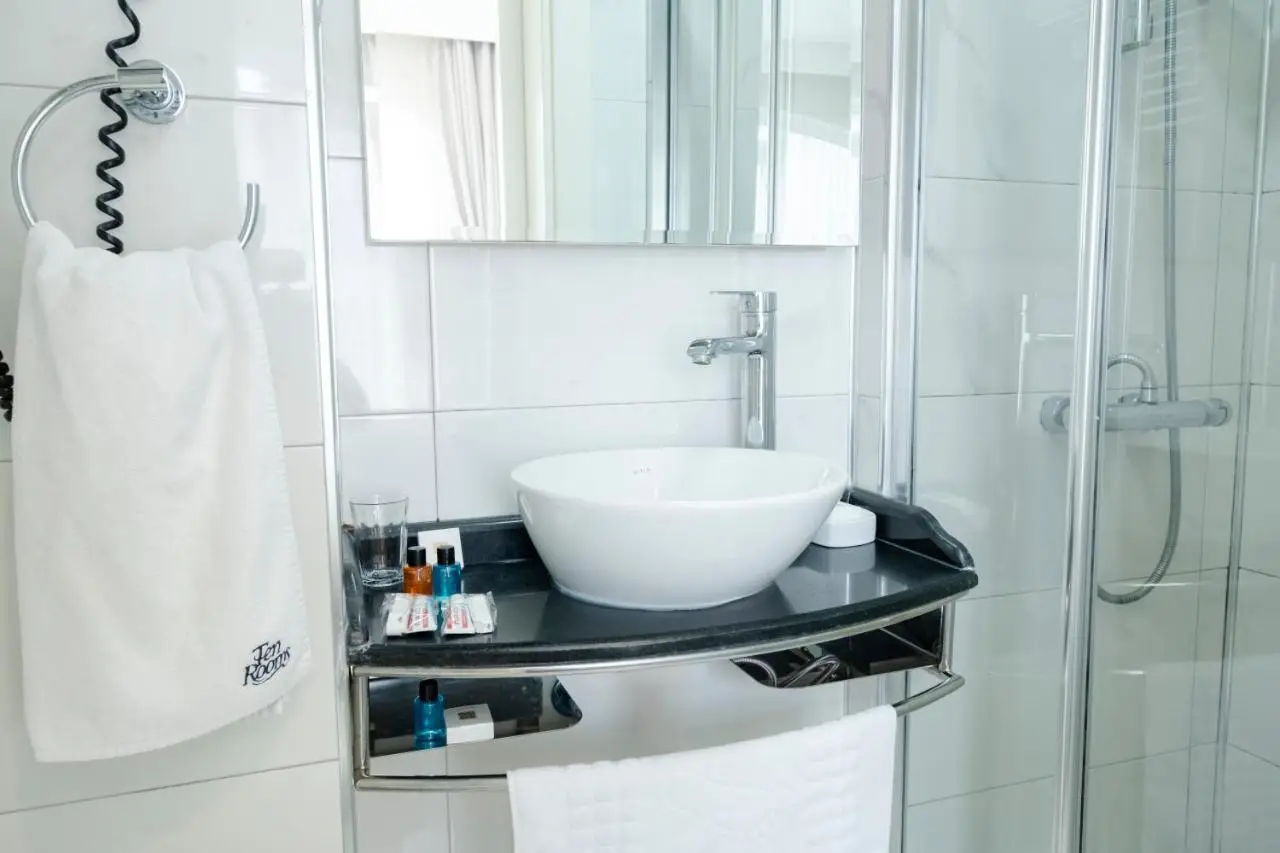 Ten Rooms Istanbul Hotel