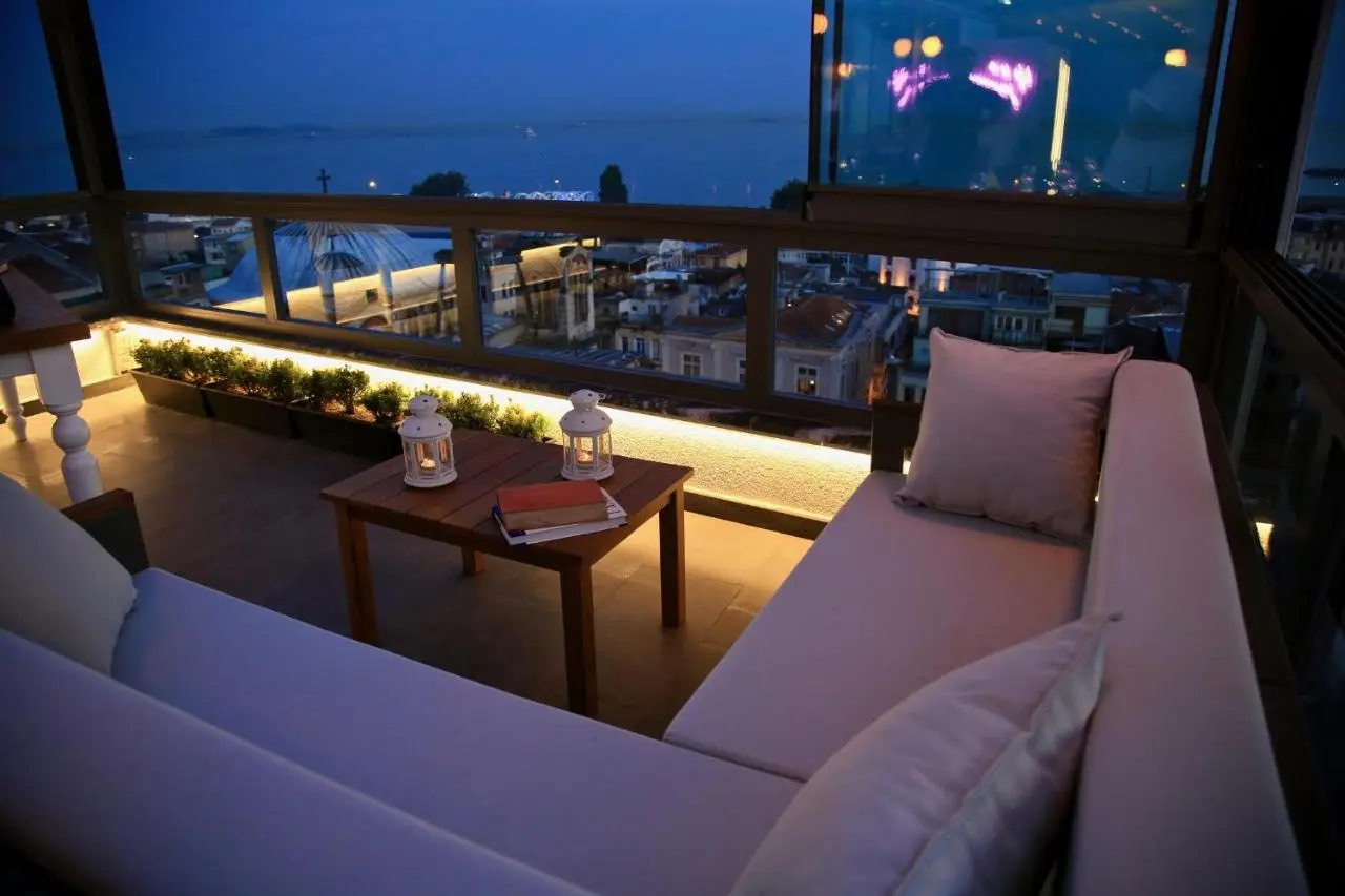 HOTEL BRONTE