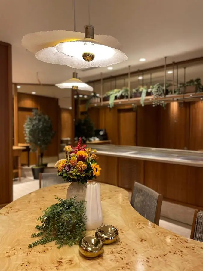 Housez Suites & Apartments Special Class