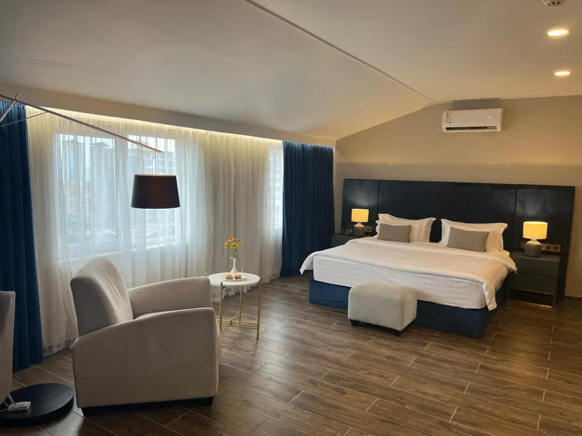 Hotel Aisi