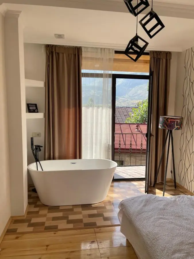 Sunny guesthouse