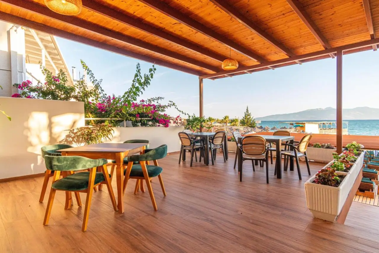 Vila e Bardhe Butique Hotel
