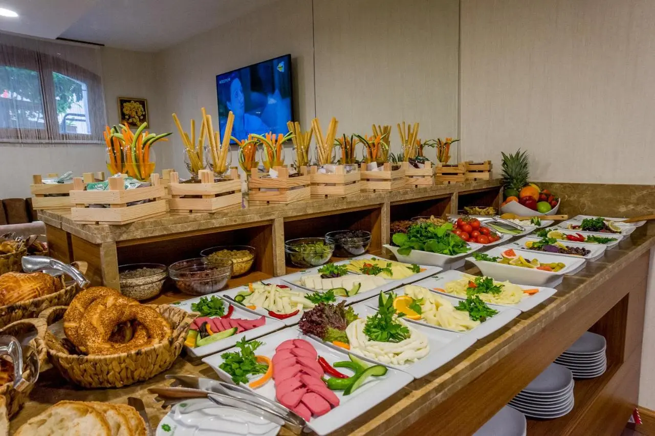 Bizim Hotel
