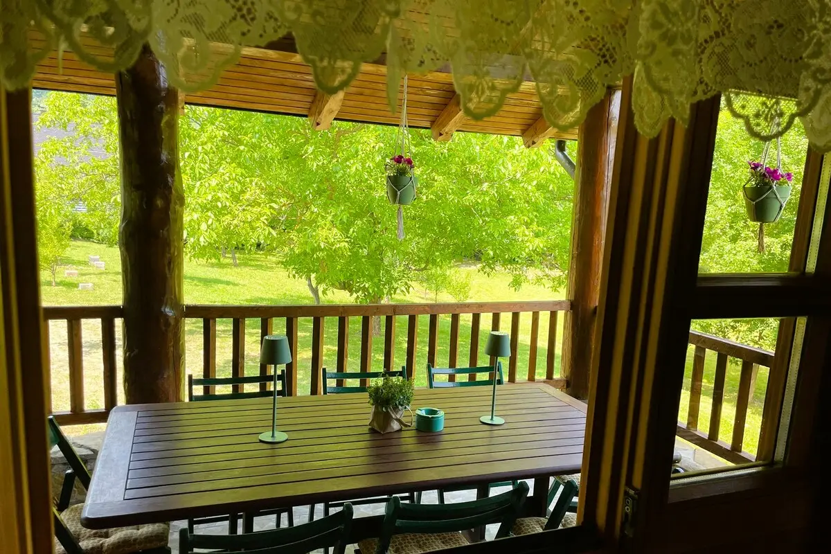 4000m2 Private Riverside Estate