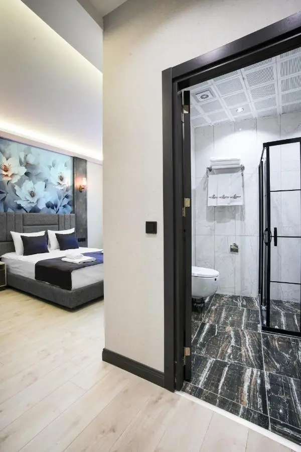 Comfort Point Two Hotel