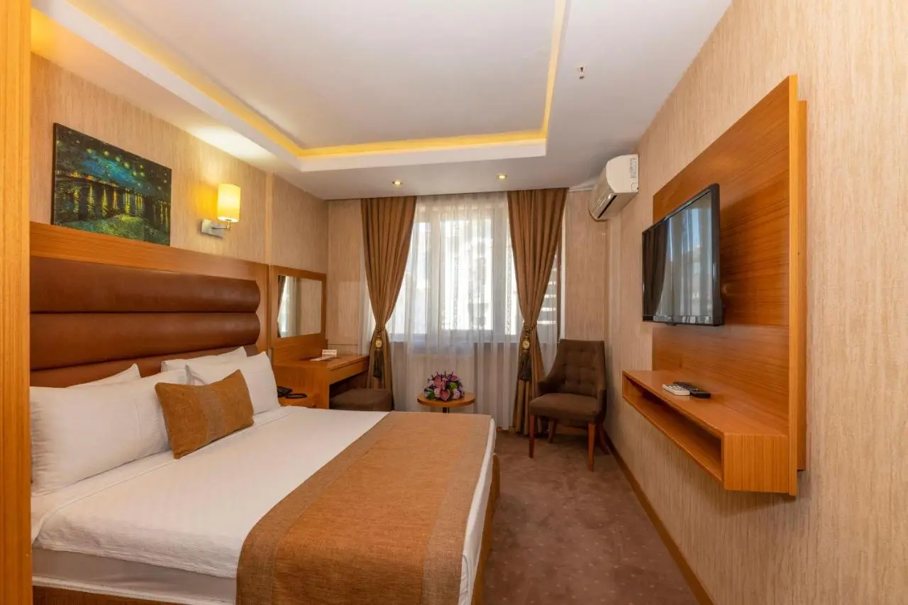 Regno Hotel