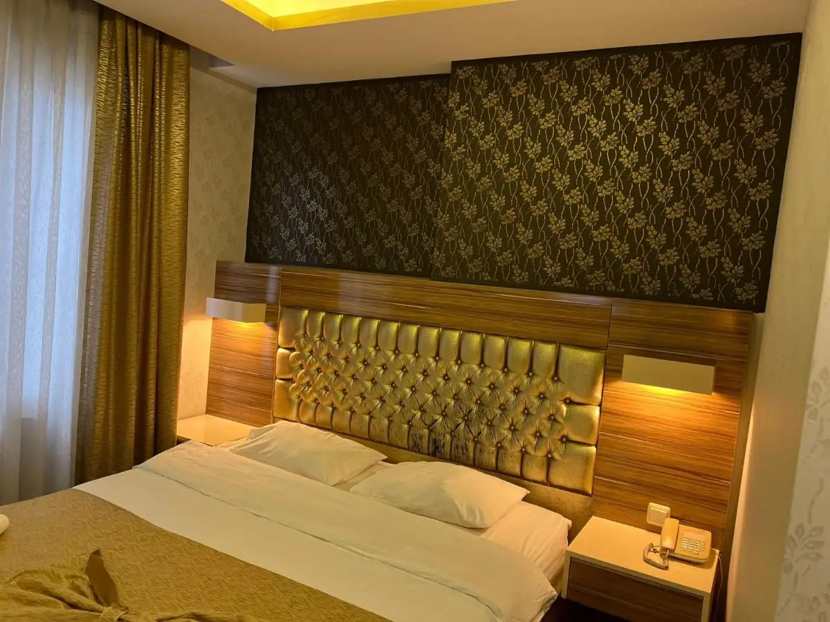 Grand Ezel Hotel