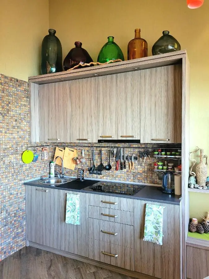 2 levels penthouse with a SUNSET SEA VIEW! Balcony and window 8x4m!
