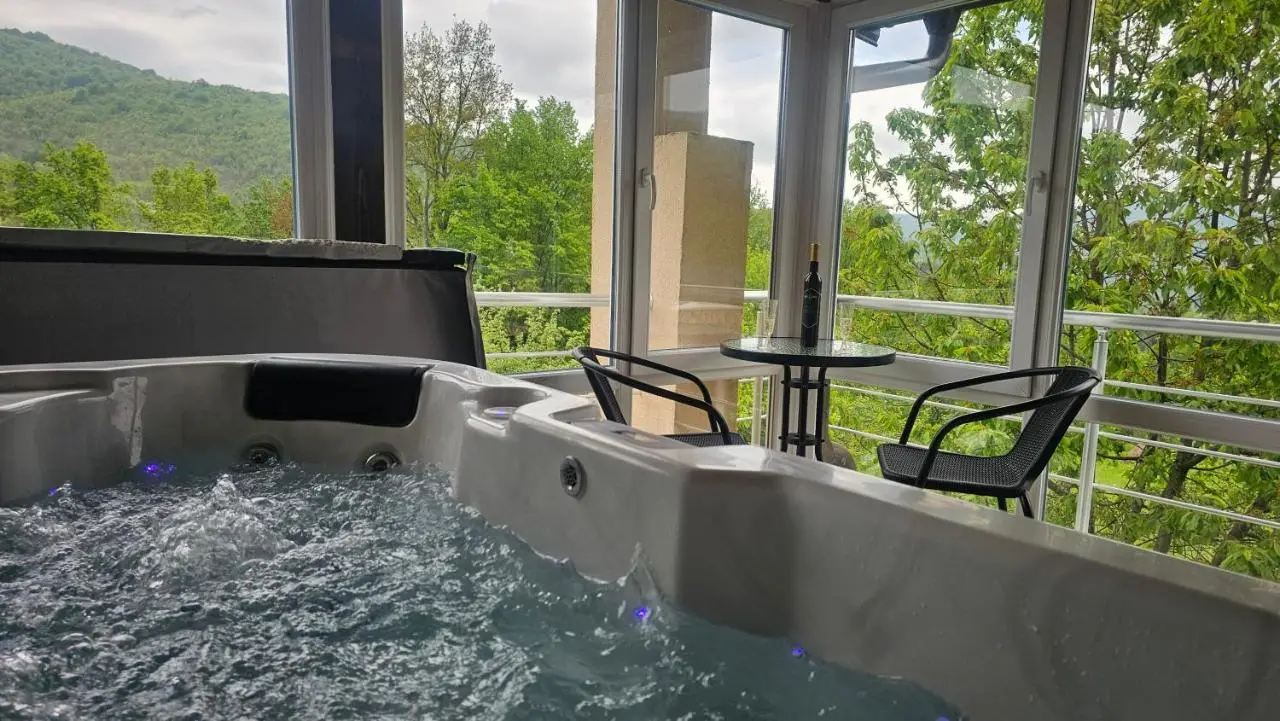 Villa Green Oasis Jakuzzi&Swimming Pool