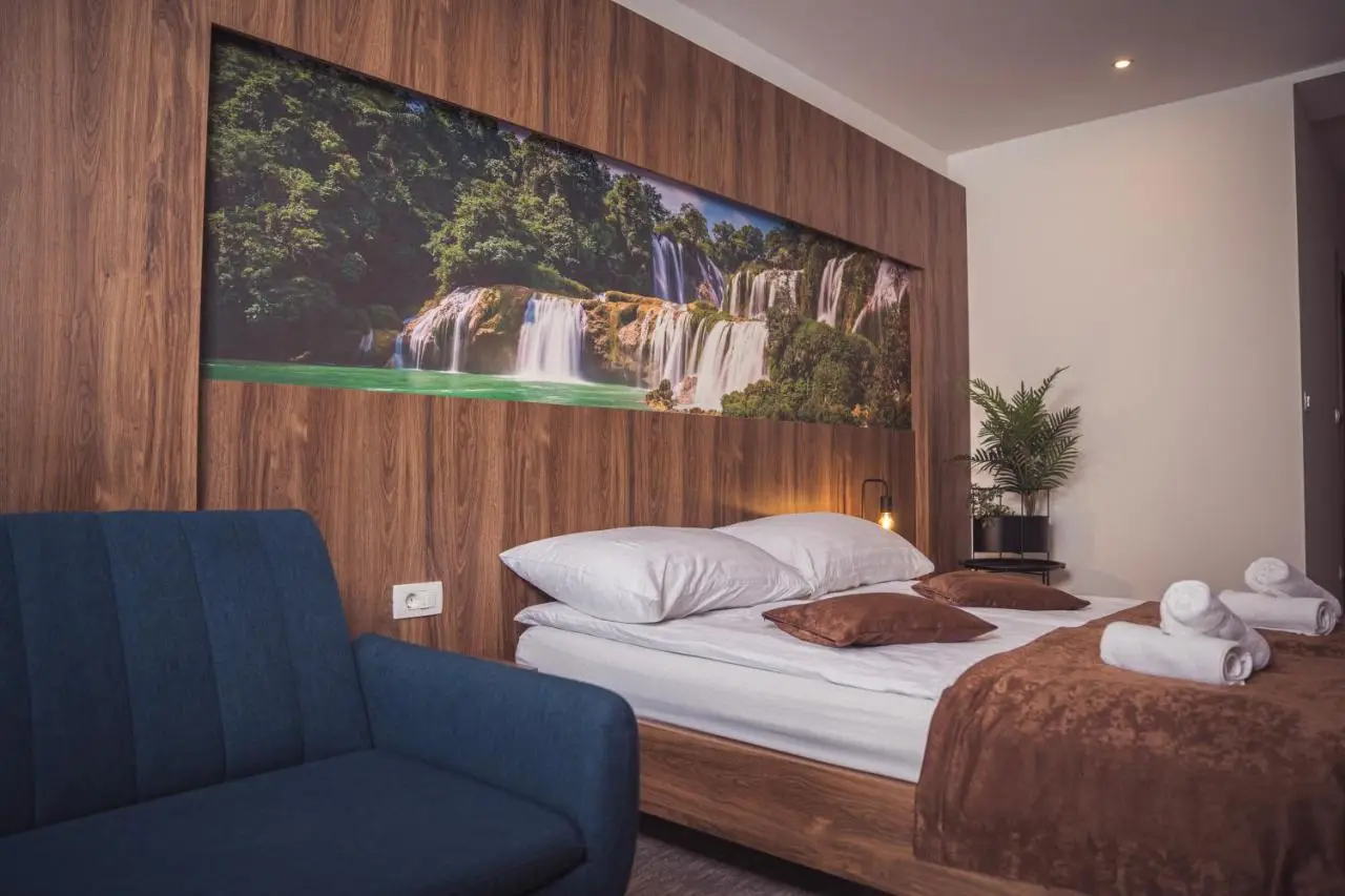 Hotel Tazz - River Front Oasis Collection