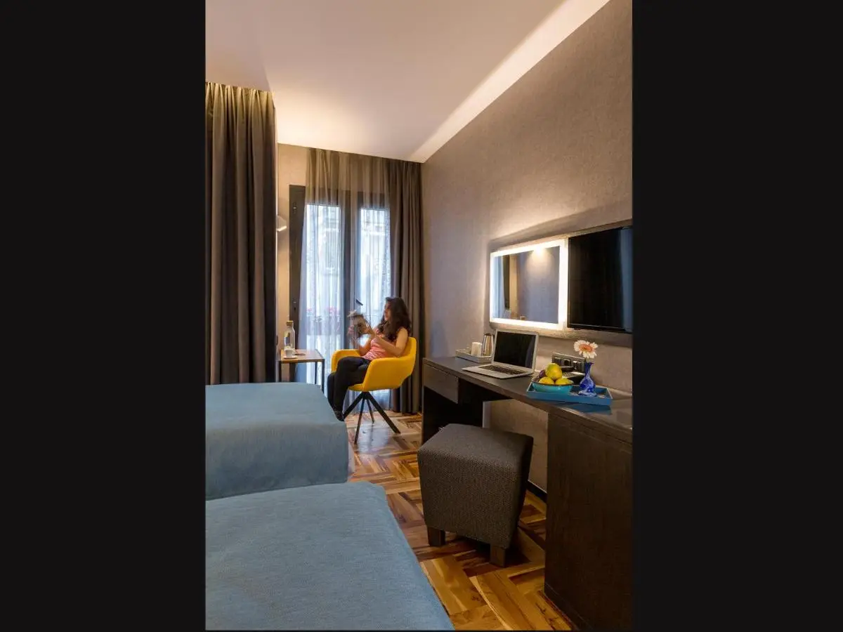 Lampa Design Hotel-Special Category