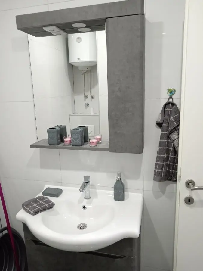Sokak Apartman