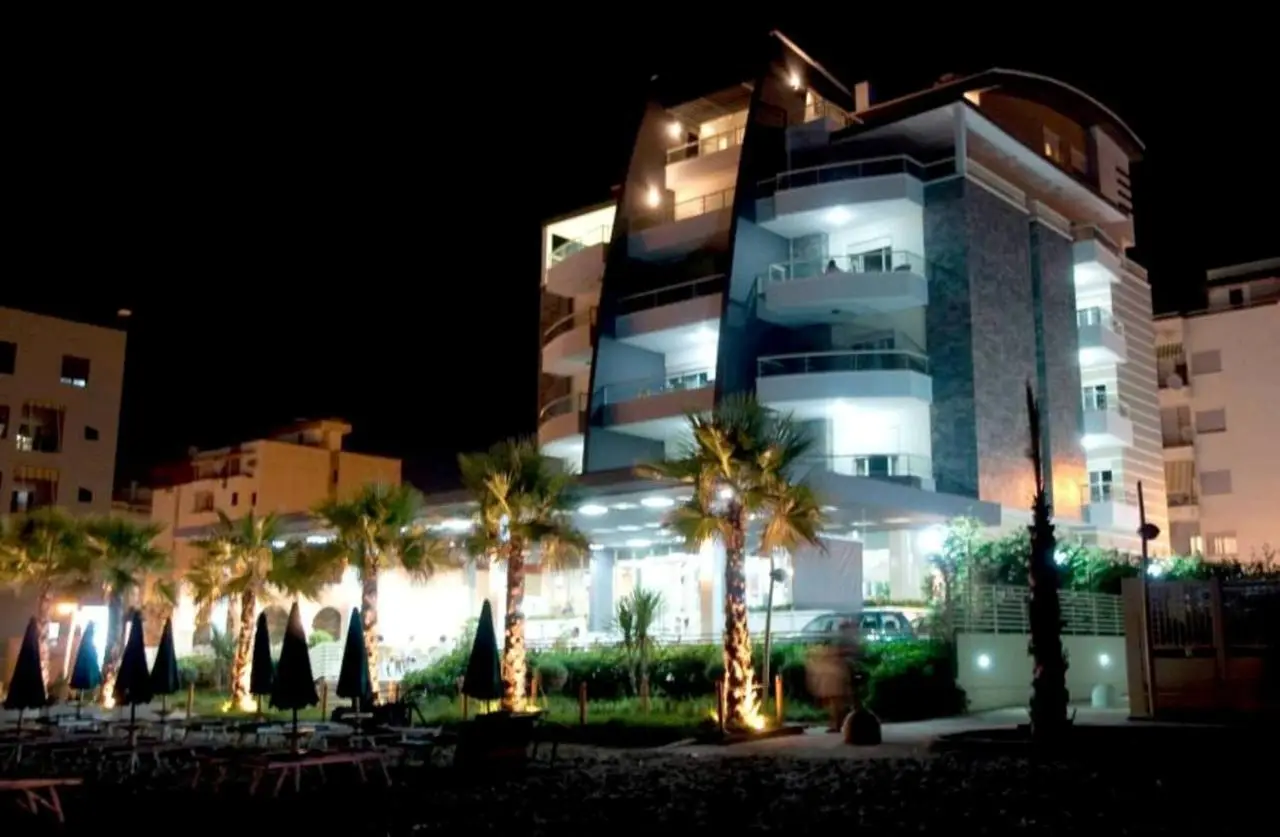 Hotel Vila Lule