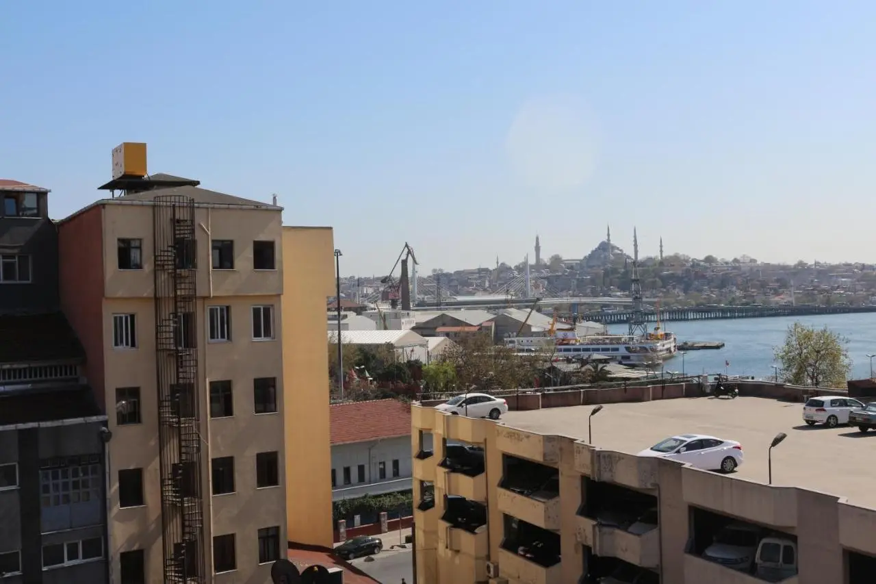Beyoglu Huzur Hotel
