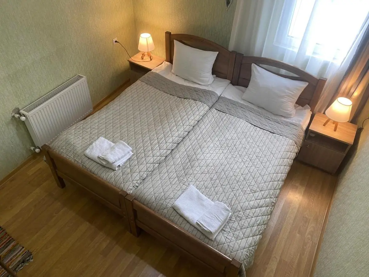 Hillside Guesthouse
