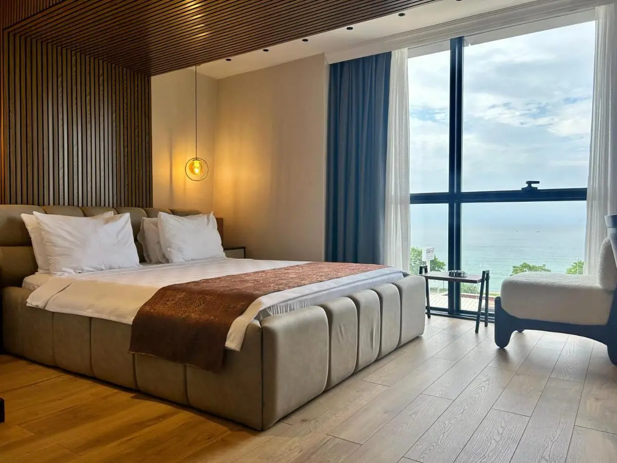 AYATOURE HOTEL