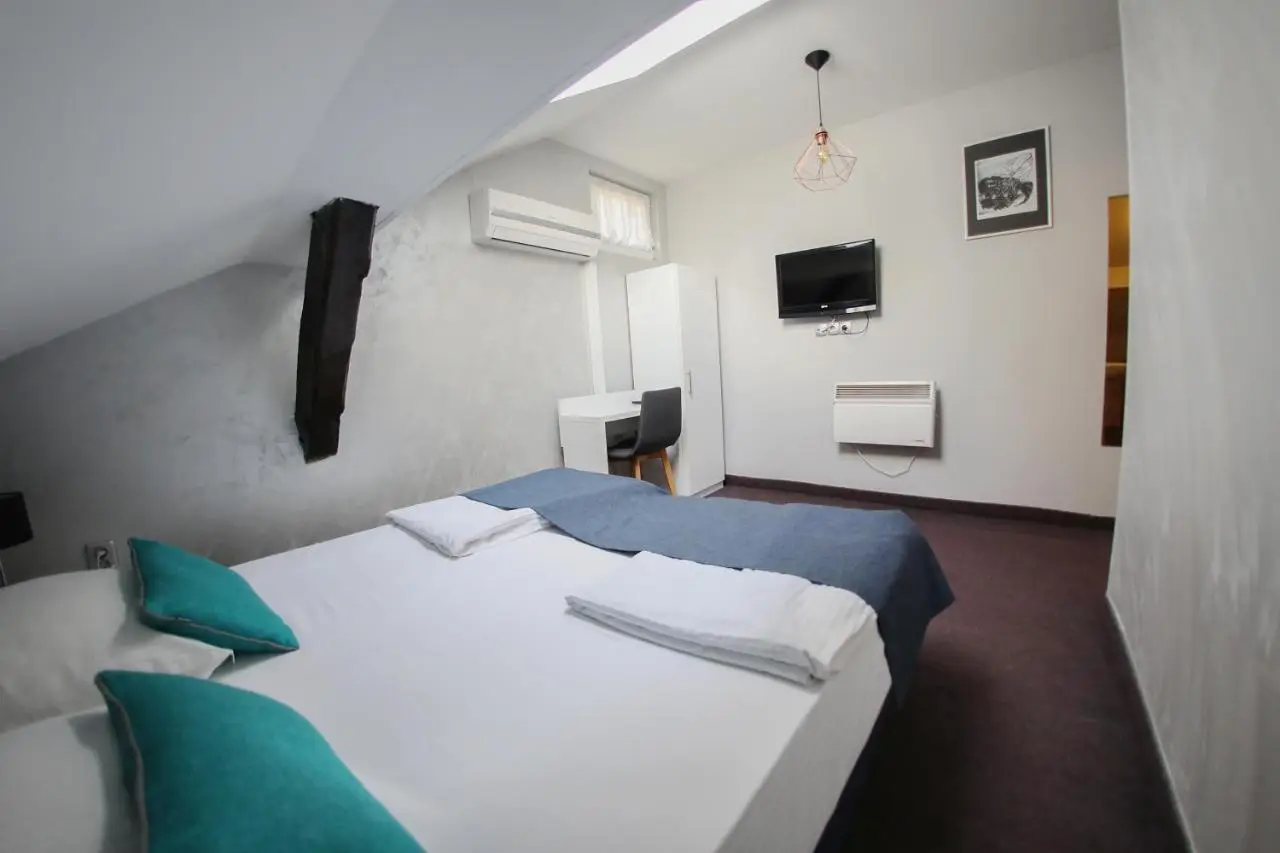 Hotel Sokak