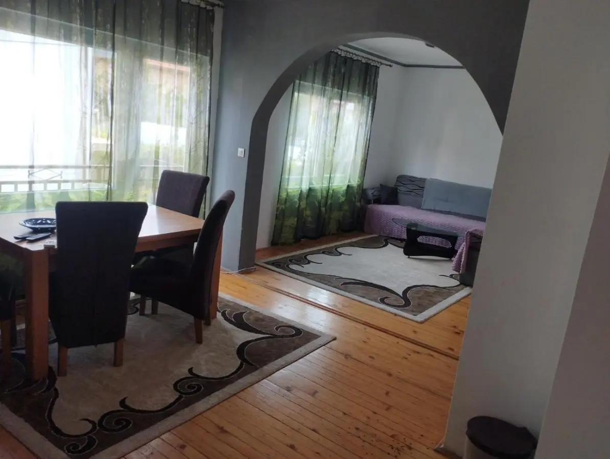 Riki Apartments