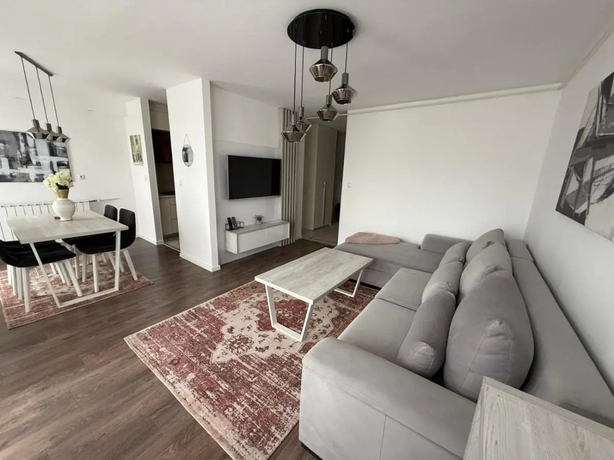 Lux Apartment Gusinjac