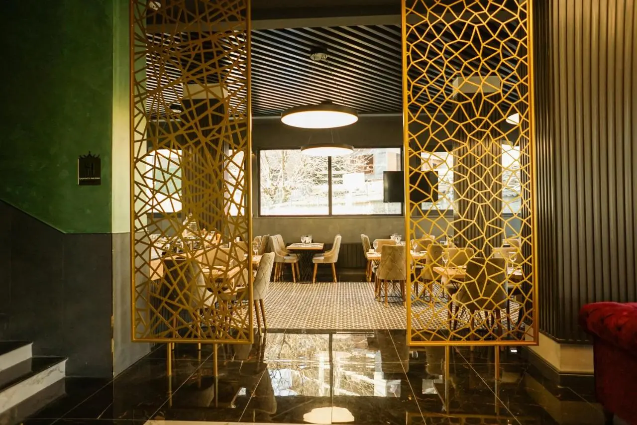 Aram Otel Business & Luxury