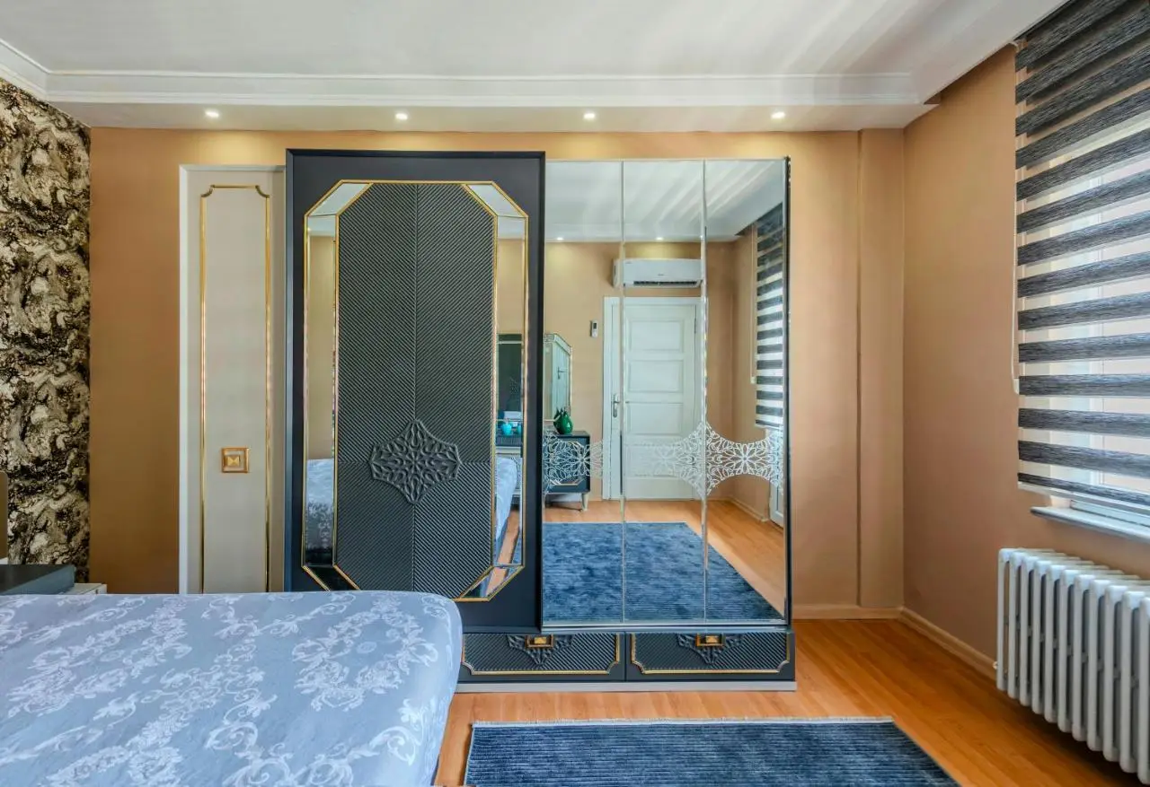 Palas Apartments