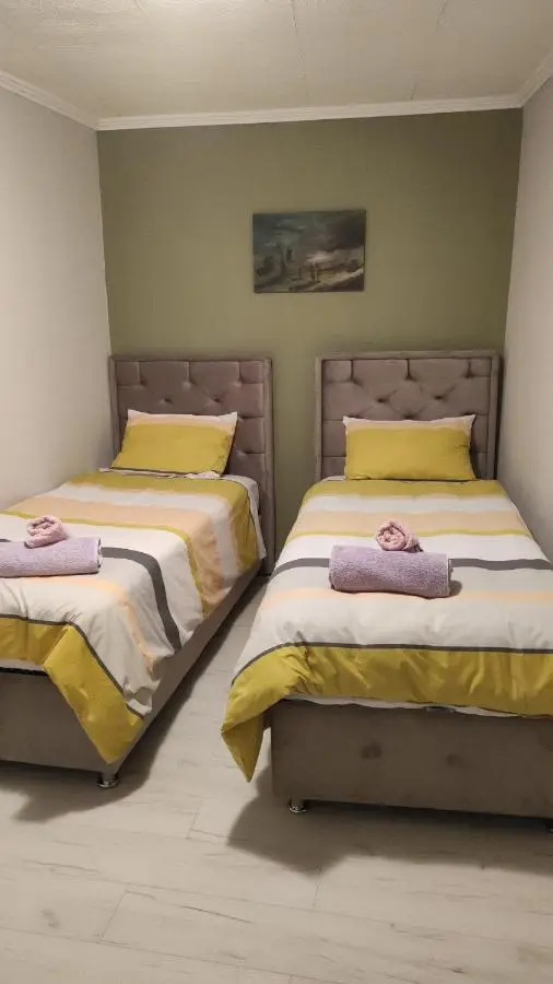 Apartment with garden Hanja