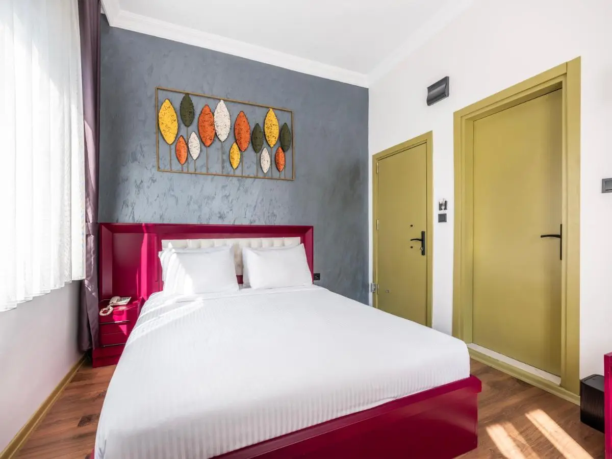 Perazre Hotel