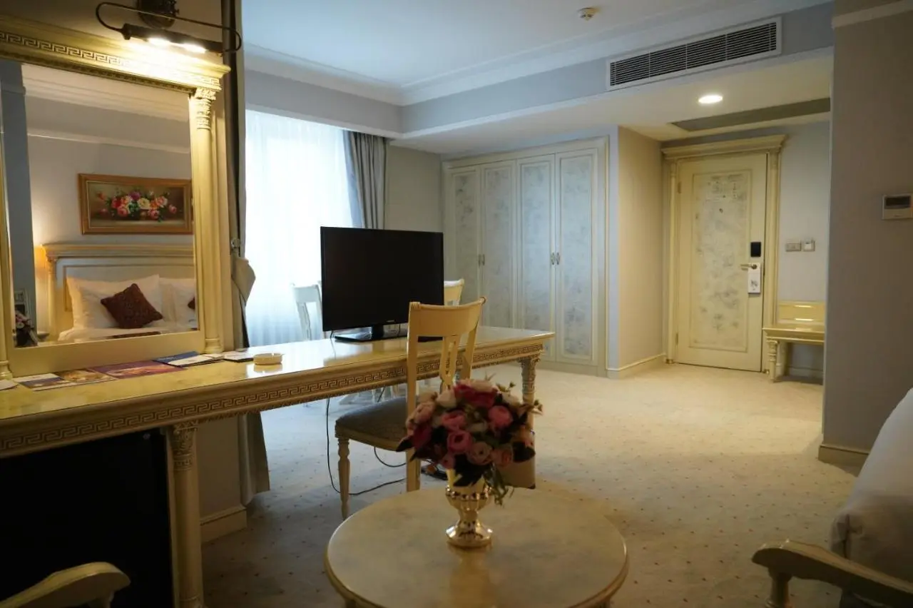 Demir Hotel