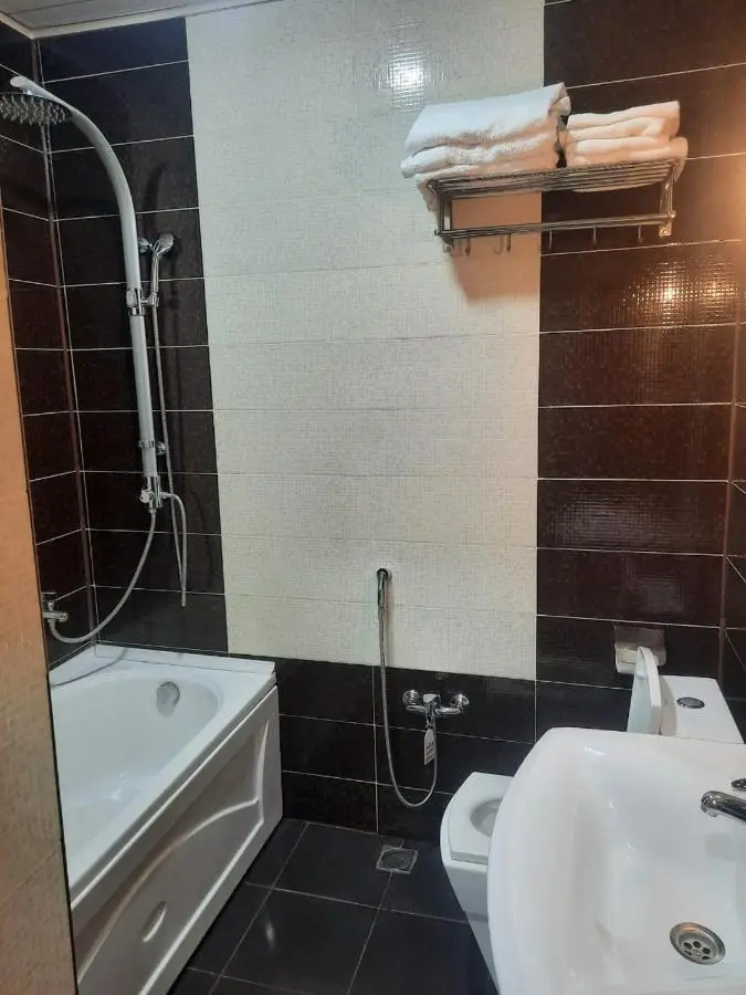 Issam Hotel & Spa Sheki