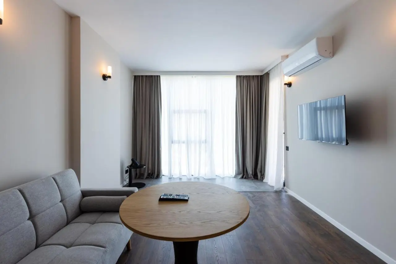 Aqua Batumi Hotel & Apartments