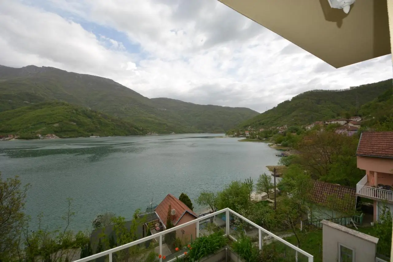 Villa Jablanica Lake