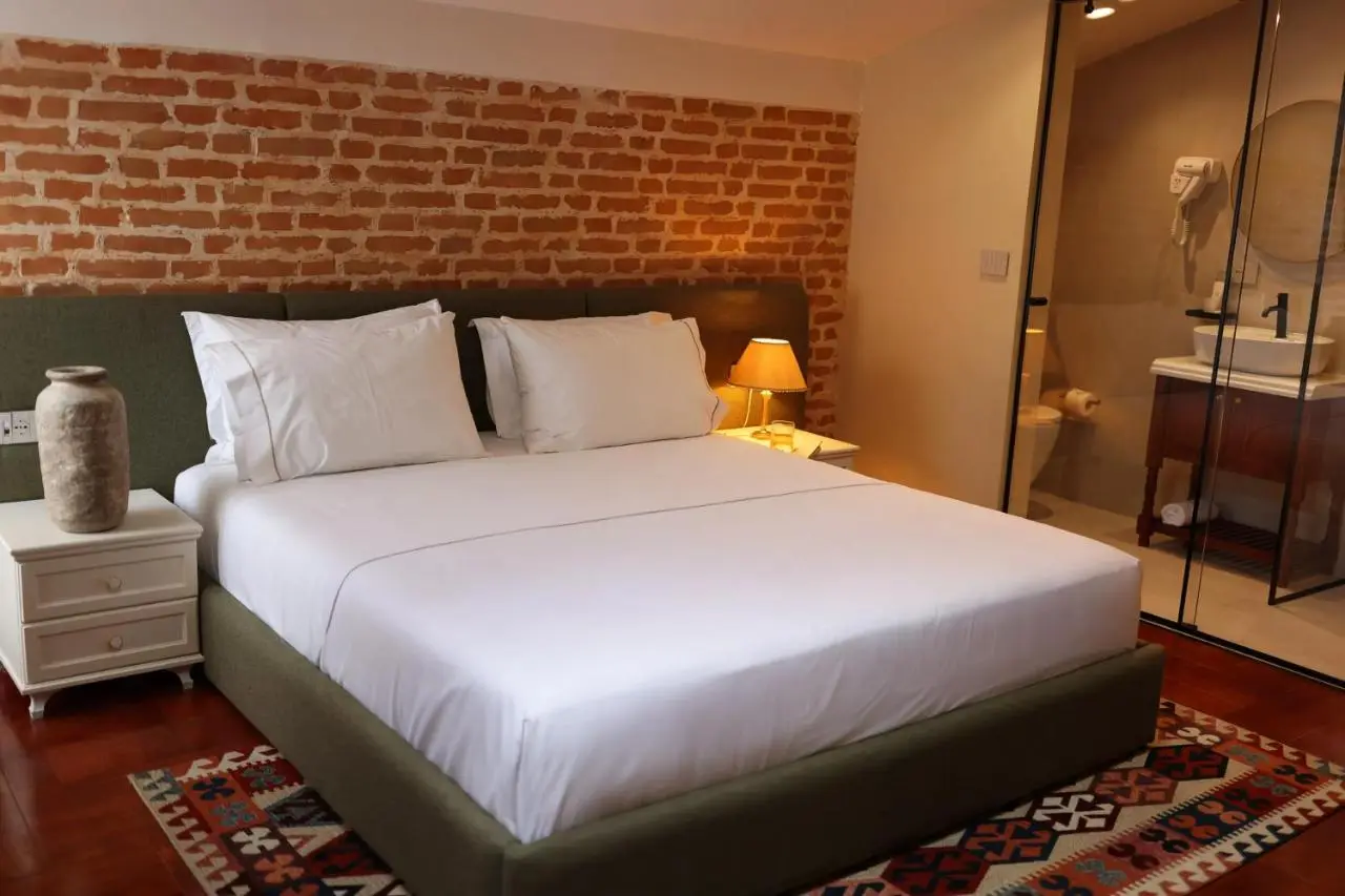 Vatër Hotel