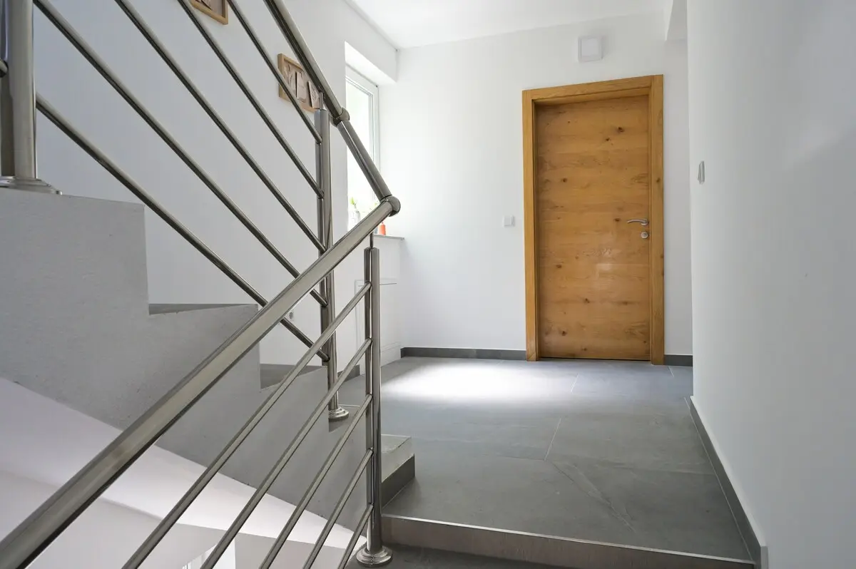 Villa Anita – Two-Bedroom Apartment, 3rd Floor (L)