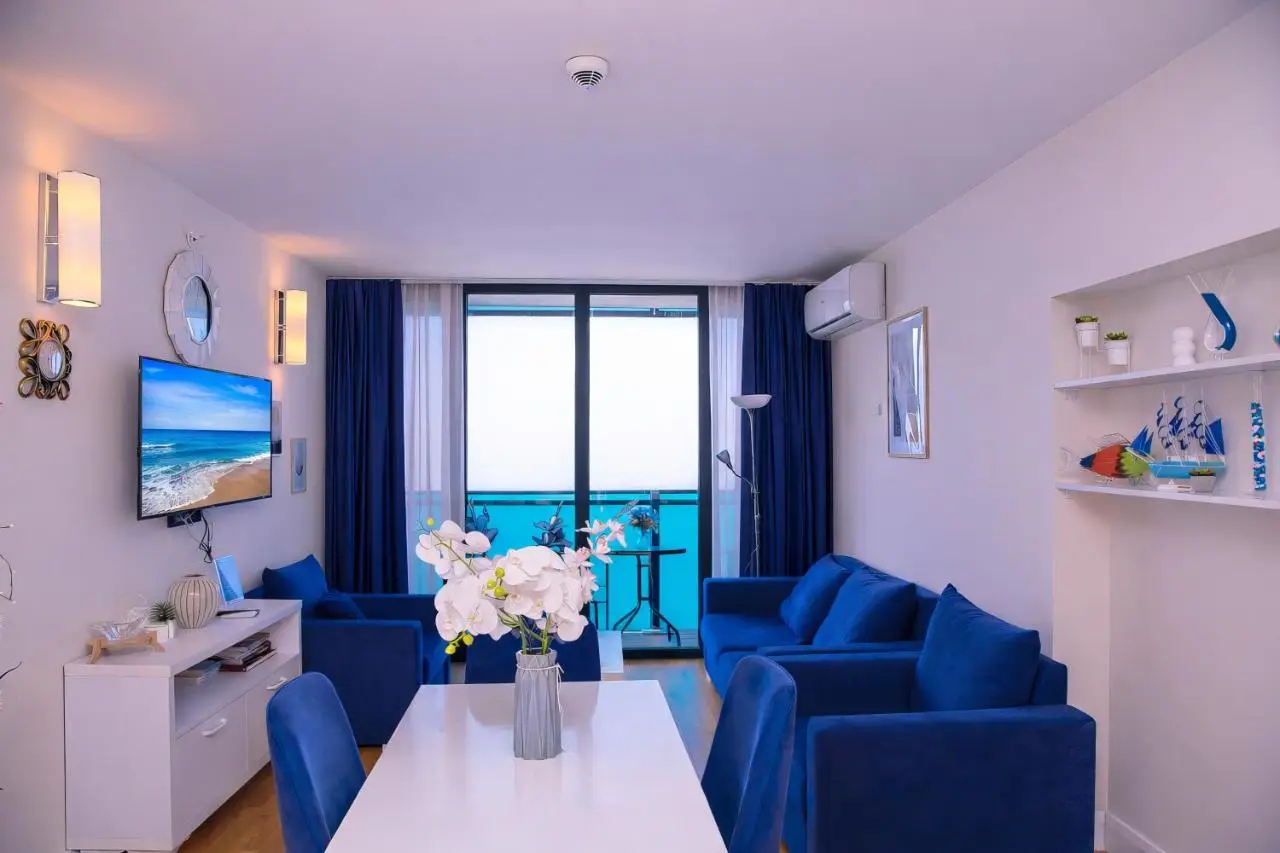 Panoramic Horizon Aparthotel in Orbi City Batumi