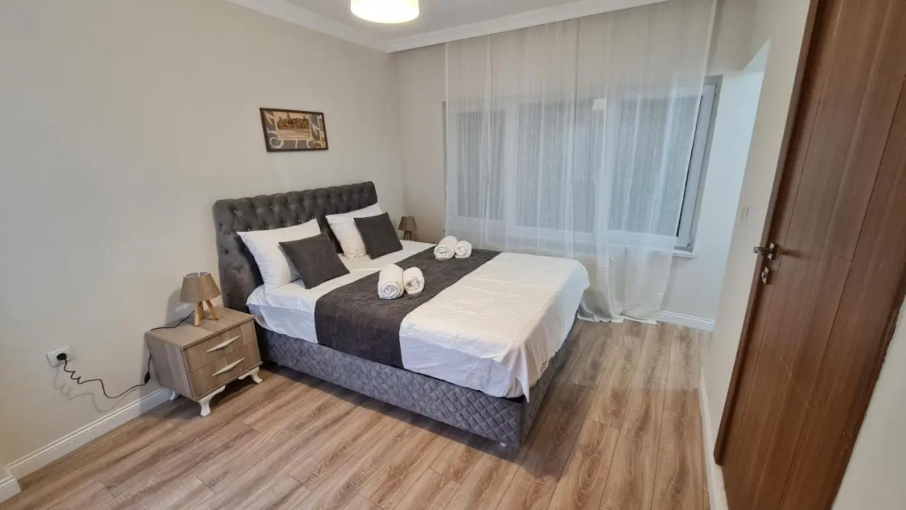 Cozy Spacious near Green Mosque