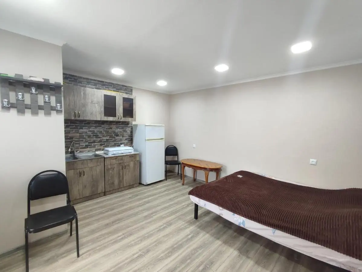 Ananuri Cottages