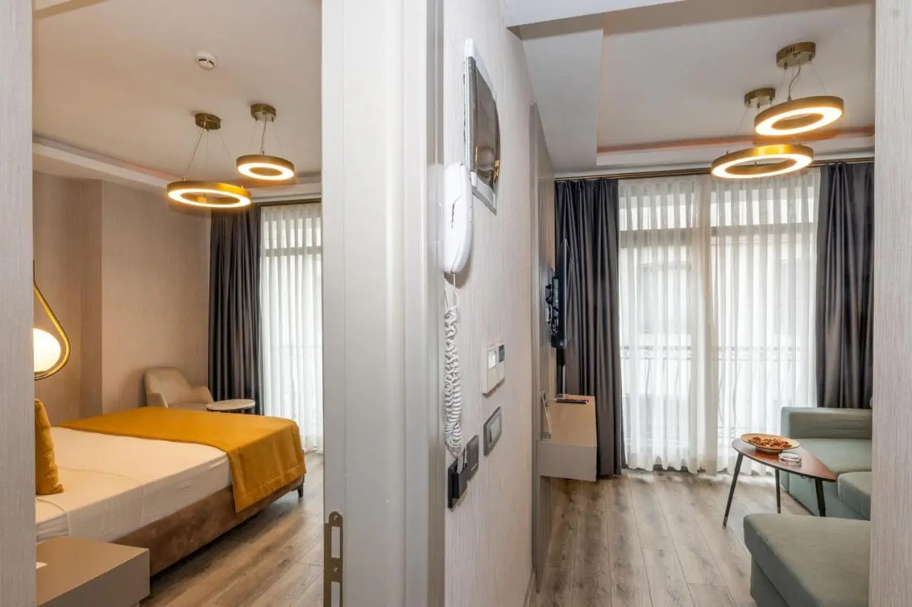 Massimo Hotel