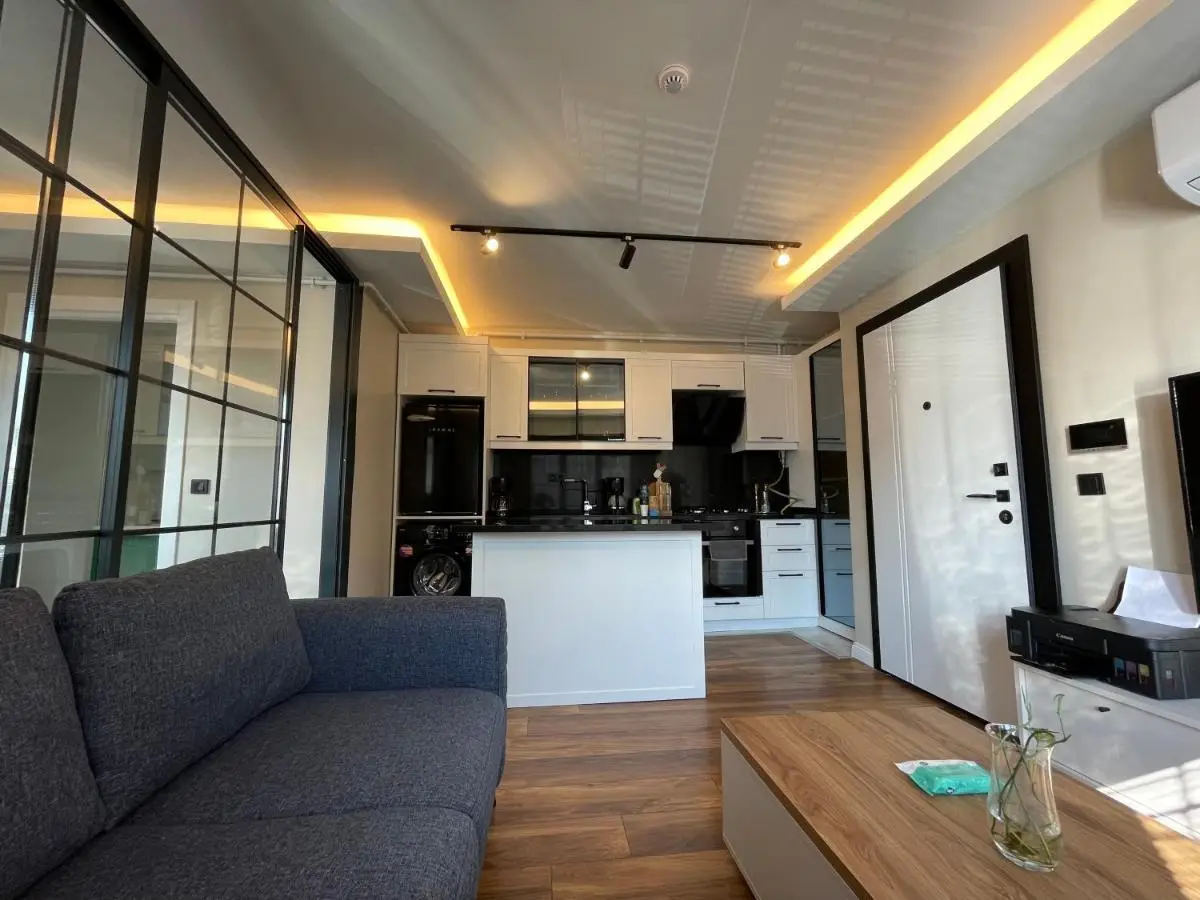 ARC HOUSE