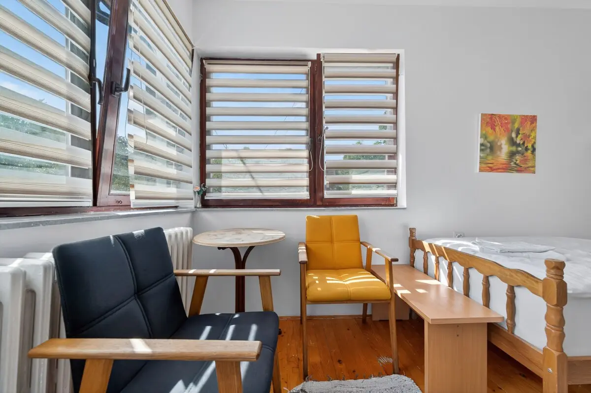 Apartment 110 m2 * 4 bedrooms * up to 13 people
