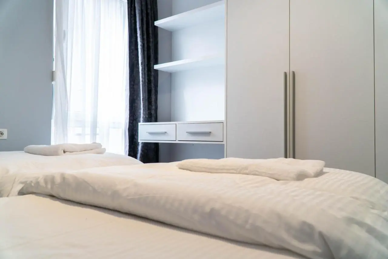 Signature apartment 5