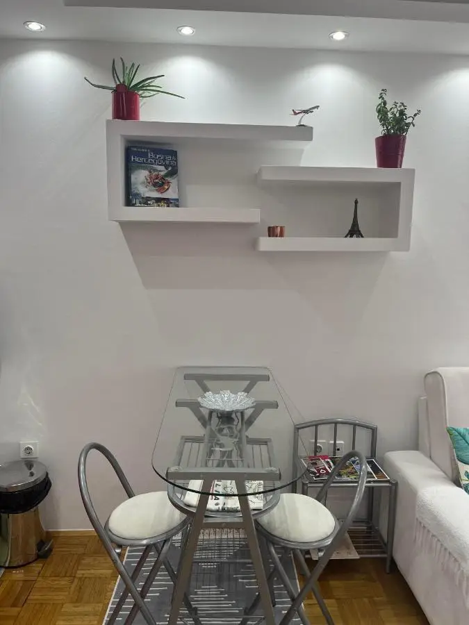 SASE Apartment
