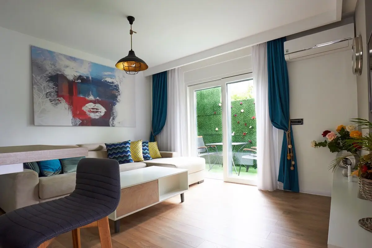Charming Two Bedroom Apartment Zara