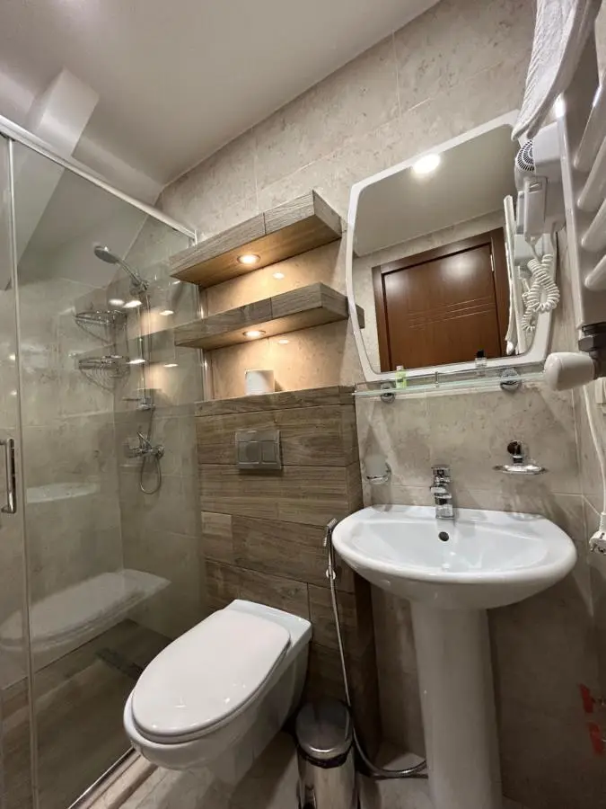 10 KEYS Boutique Hotel