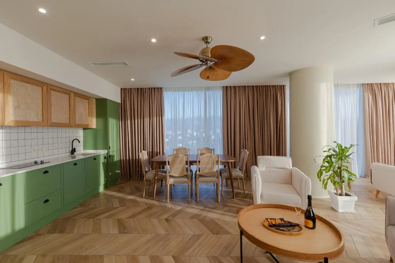 MiraMar Luxury Residences