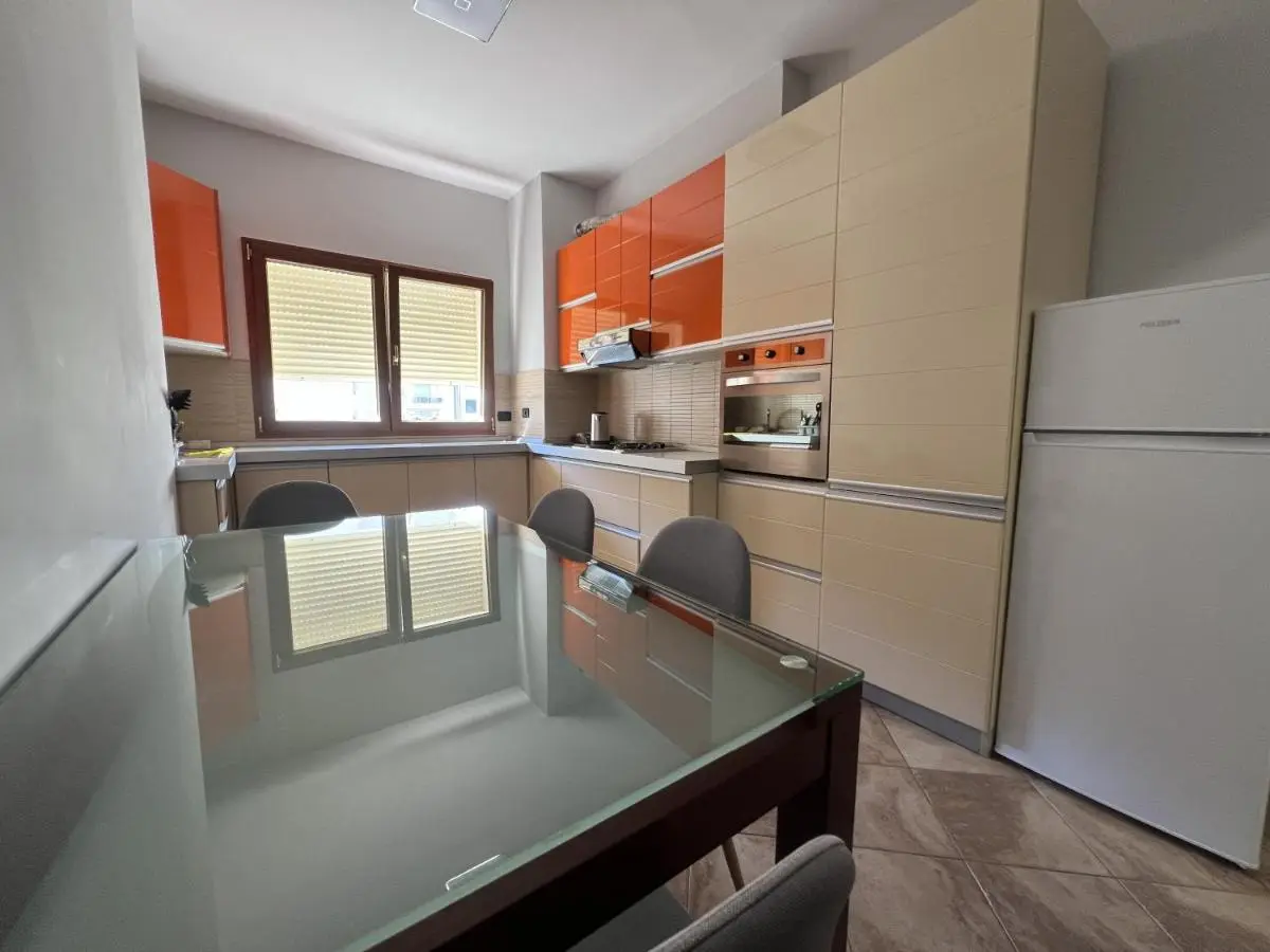 Elly Apartment