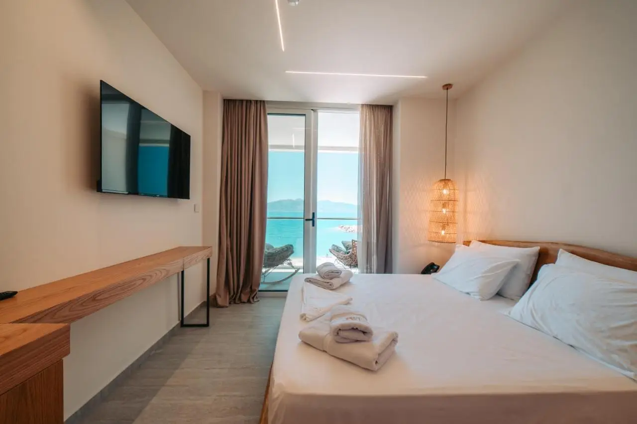 Elar Hotel