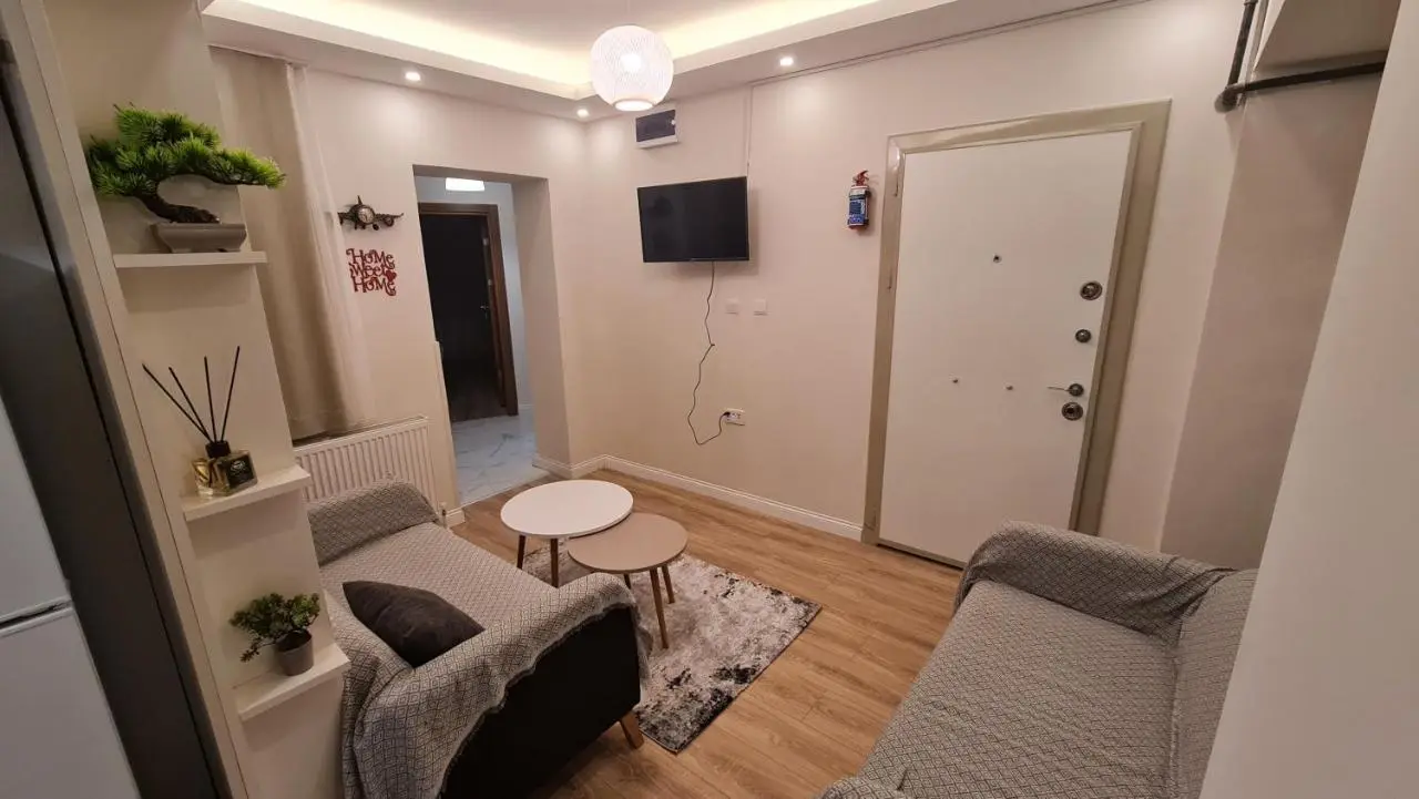 Cozy 2 bedroom near Green Mosque